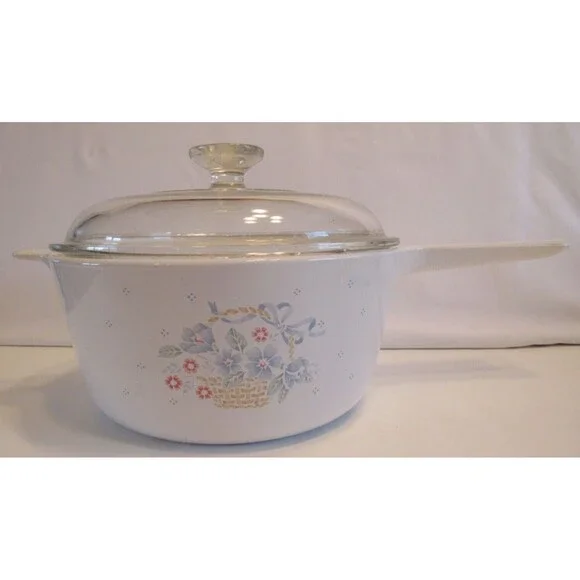 Corning Ware Country CornFlower 2.5qt Saucepan with Glass Lid - Picture 1 of 5
